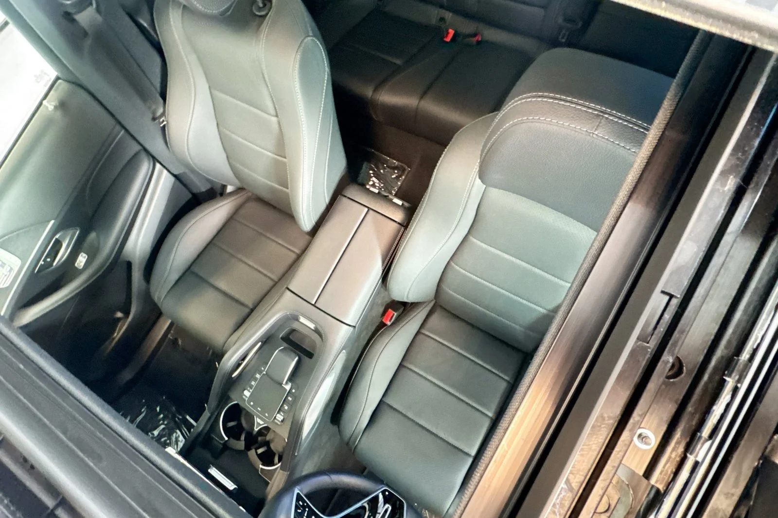 Used 2024 Obsidian Black Metallic Mercedes-Benz GLE 350 image 20