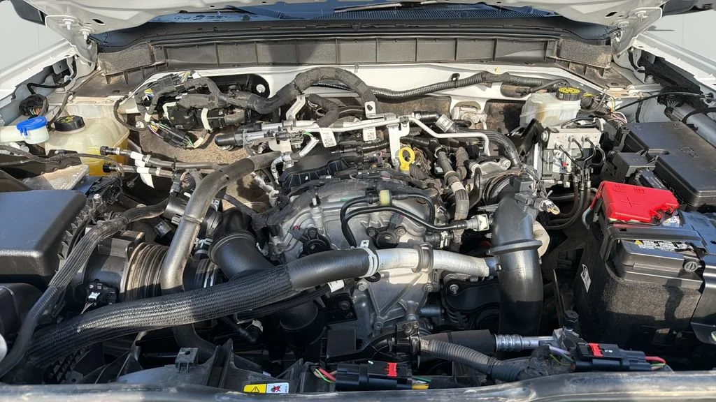 Used 2025 White Ford Big Bend image 10