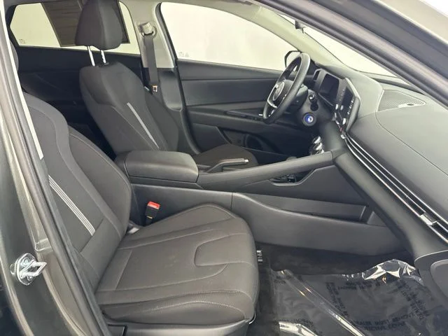 Used 2026 Gray Hyundai SE image 25