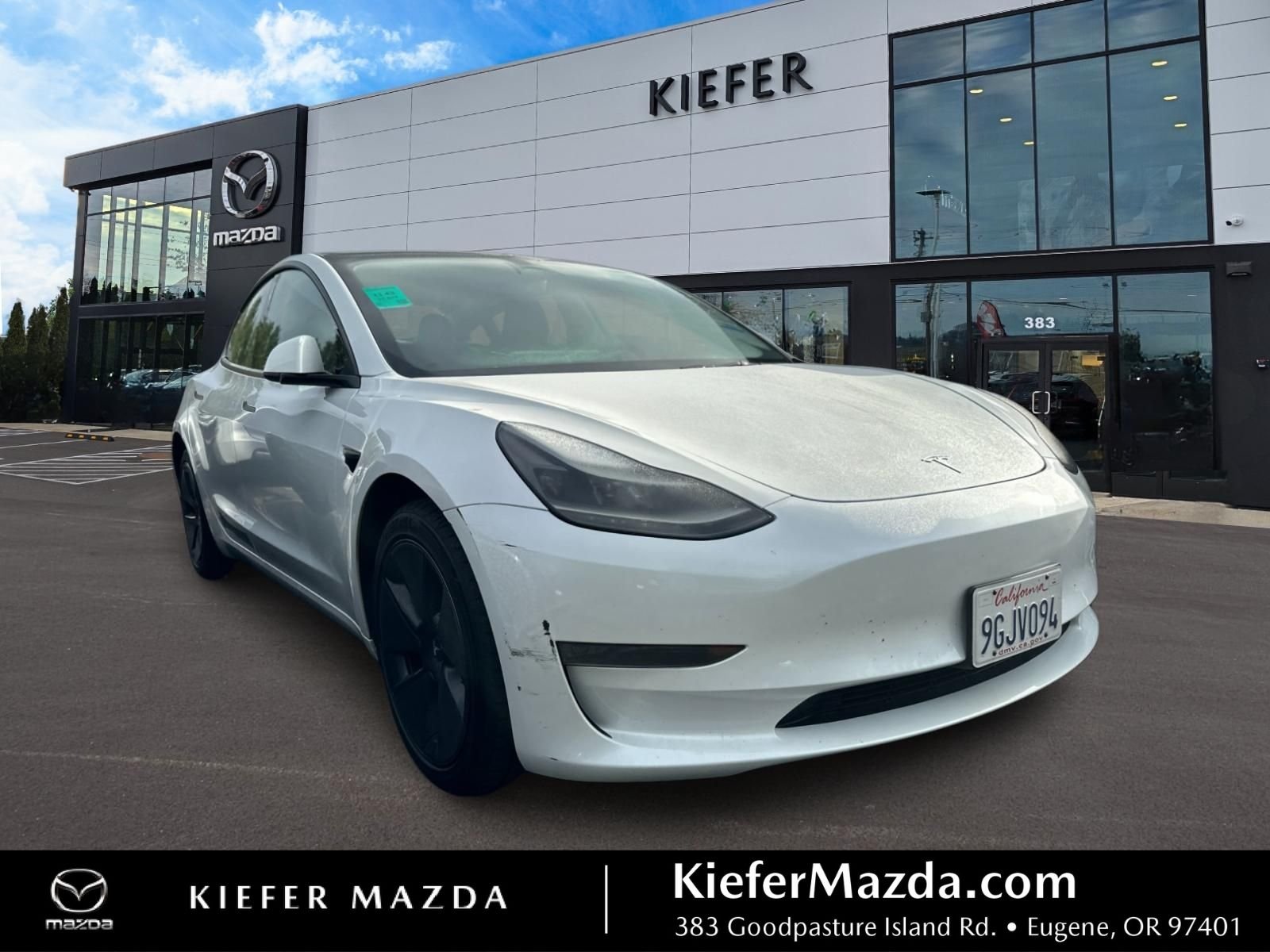 2023 Tesla Model 3 -'s photo