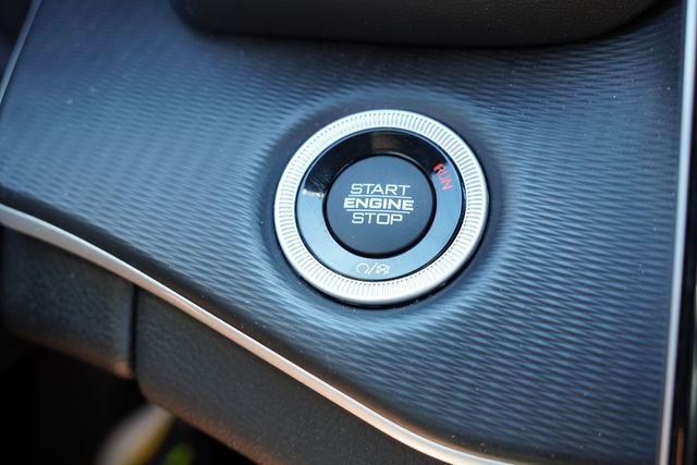 Used 2023 Silver Jeep Altitude X image 30