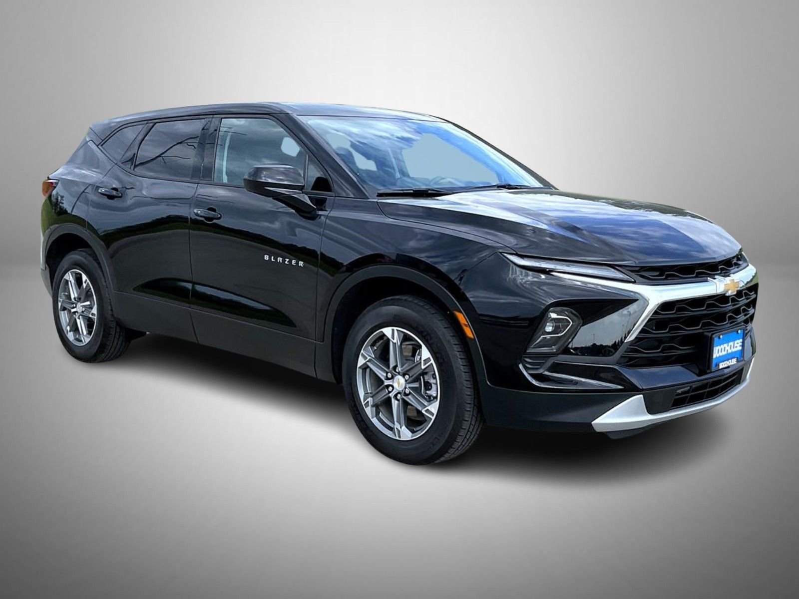 Used 2025 Black Chevrolet LT image 3