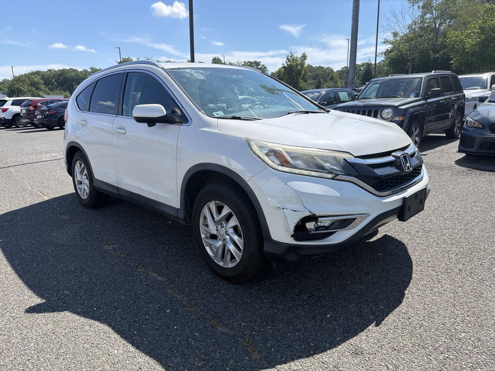 Used 2015 White Honda  image 7