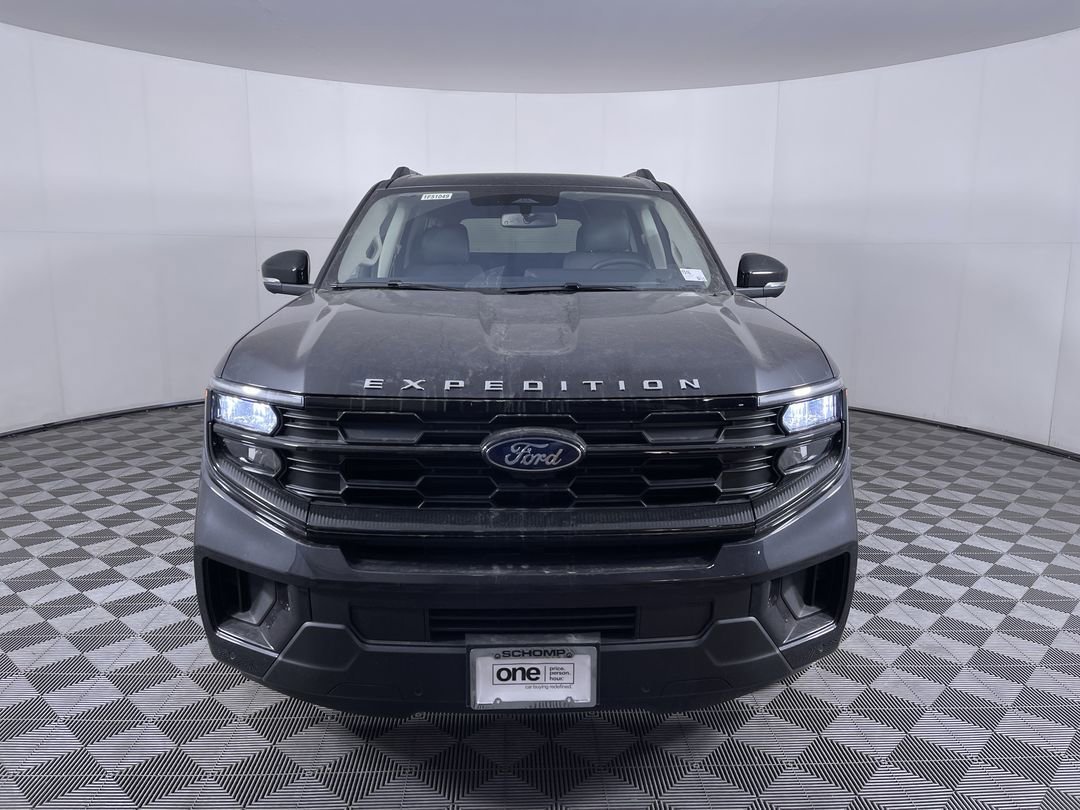 New 2025 Dark Matter Gray Metallic Ford Active image 31