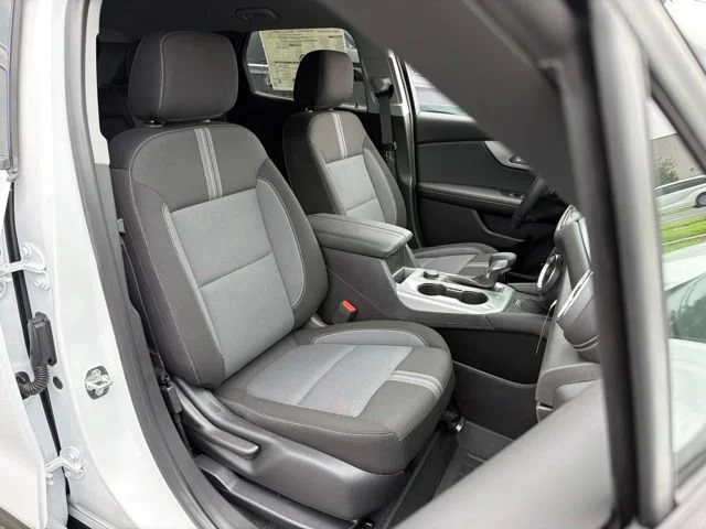 New 2026 Summit White Chevrolet 2LT image 26