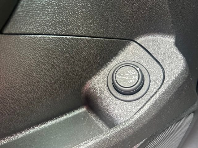 Used 2021 Black GMC SLE image 18