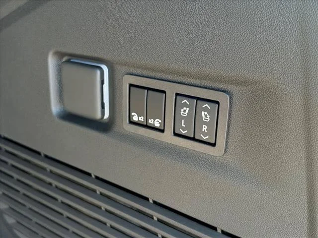 2026 GMC Yukon XL Denali - Photo 12