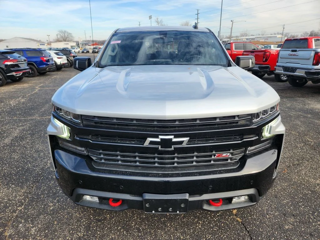 Used 2022 Silver Chevrolet Trail Boss Crew 4X4 image 3