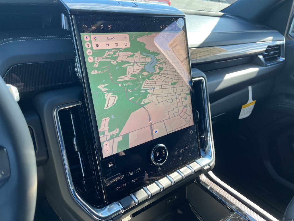 New 2027 Onyx Black GMC Elevation image 15