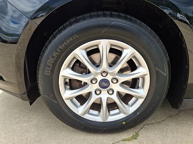 Used 2016 Black Ford S image 28