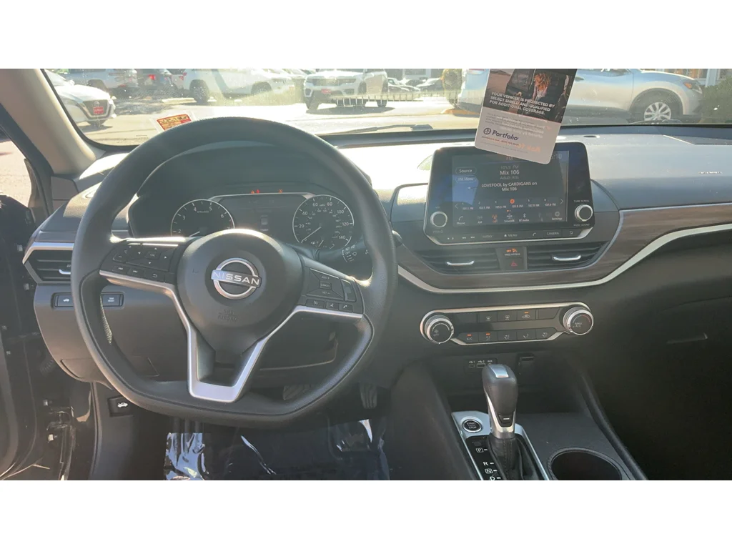 Used 2025 Super Black Nissan SV image 17