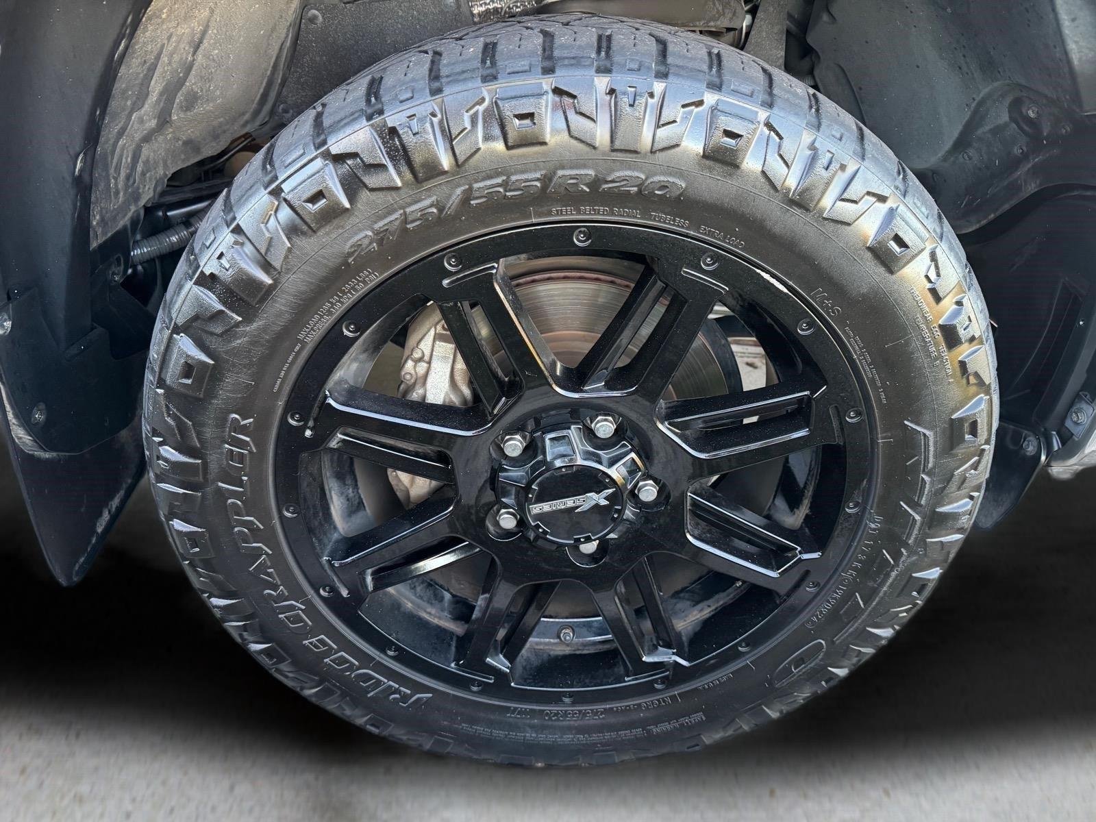 Used 2021 Midnight Black Metallic Toyota SR5 image 19