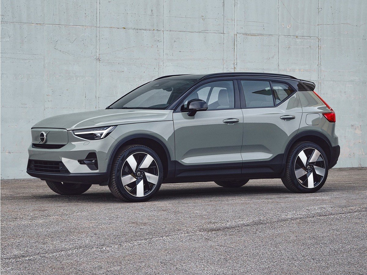Used 2023 Gray Metallic Volvo Ultimate image 1