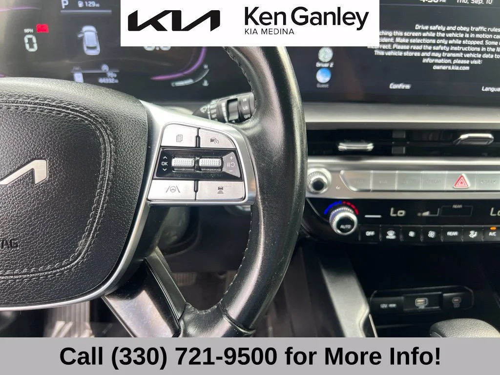 Used 2024 Silver Kia LX image 30