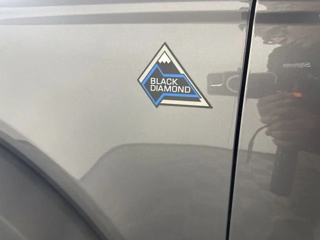 Used 2023  Ford Base image 30