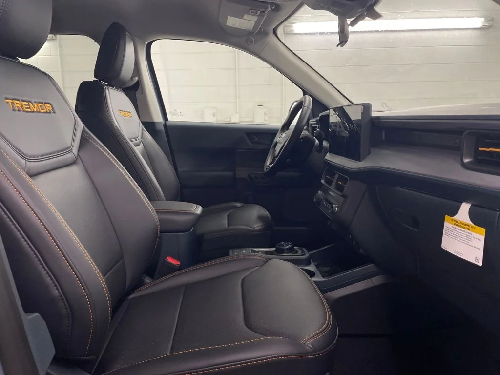 New 2025 Gray Ford Tremor image 28
