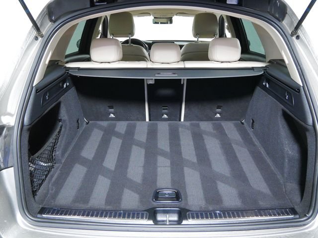 Certified Used 2022  Mercedes-Benz GLC 300 image 11