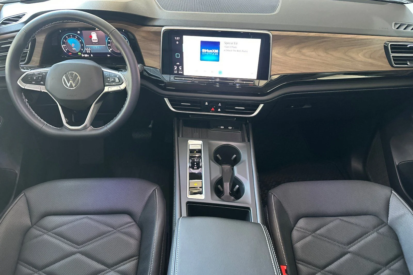 New 2026 White Volkswagen SE image 11