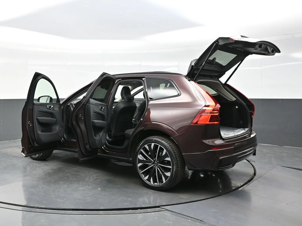 New 2026 Mulberry Red Volvo T8 Ultra image 45
