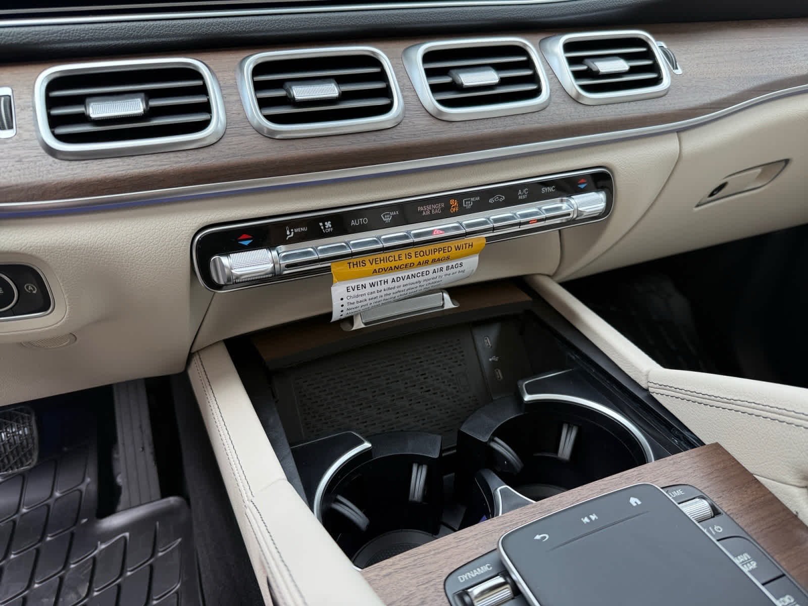 New 2026 Polar White Mercedes-Benz GLE 450 image 19