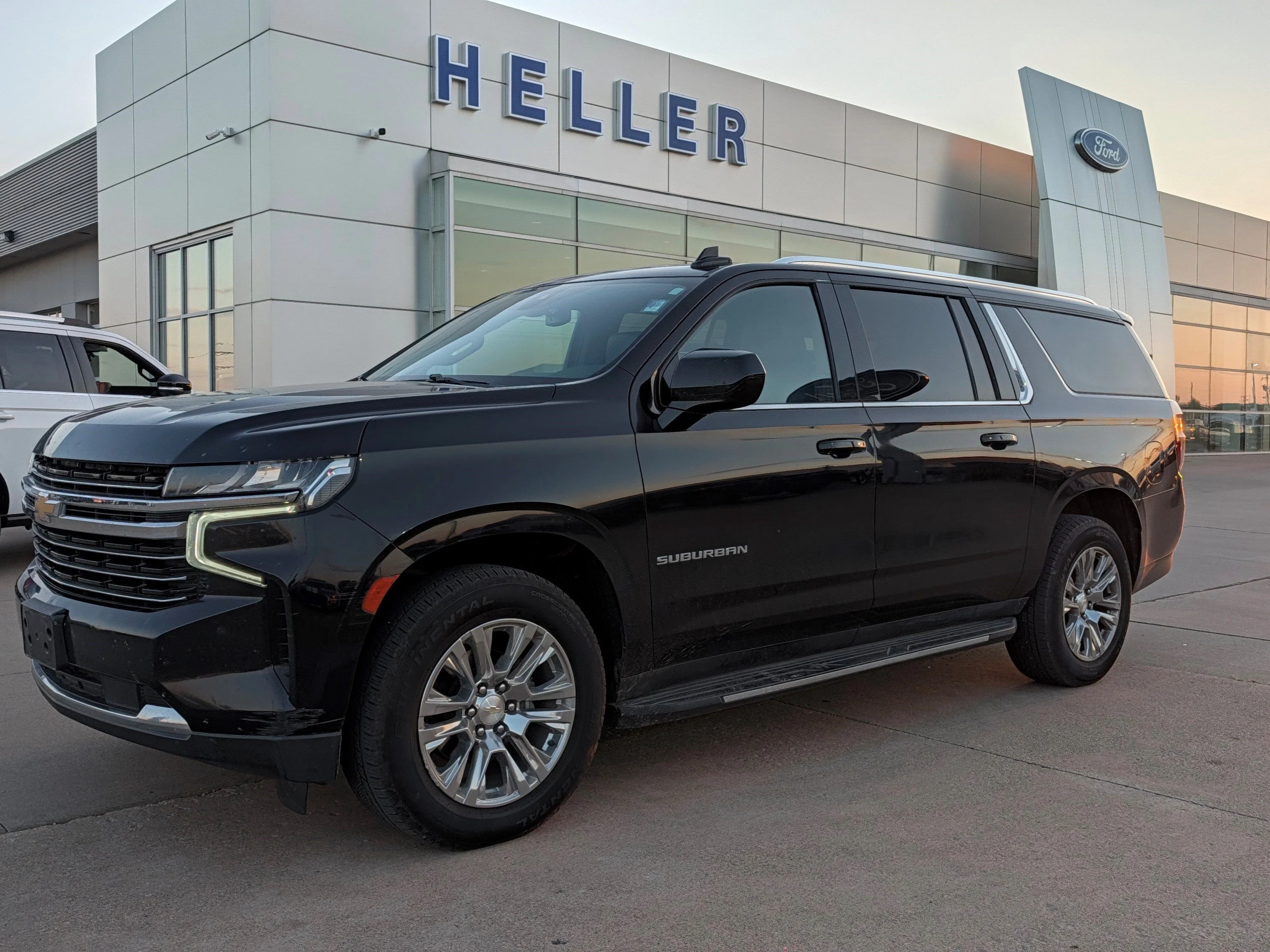 Used 2021 Black Chevrolet LT image 3