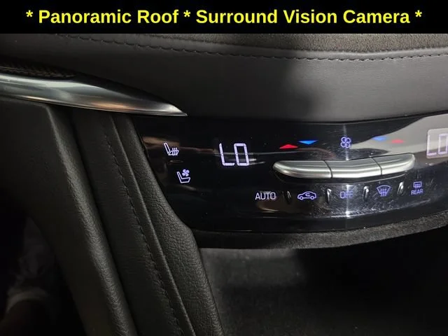 Used 2018 DARK GRANITE METALLIC Cadillac Platinum AWD image 19