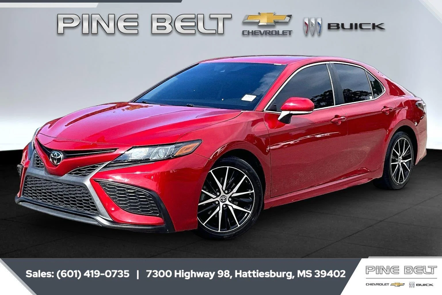 Used 2022 Supersonic Red Toyota SE image 10