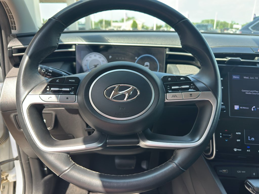 Used 2022 Quartz White Hyundai SEL image 13