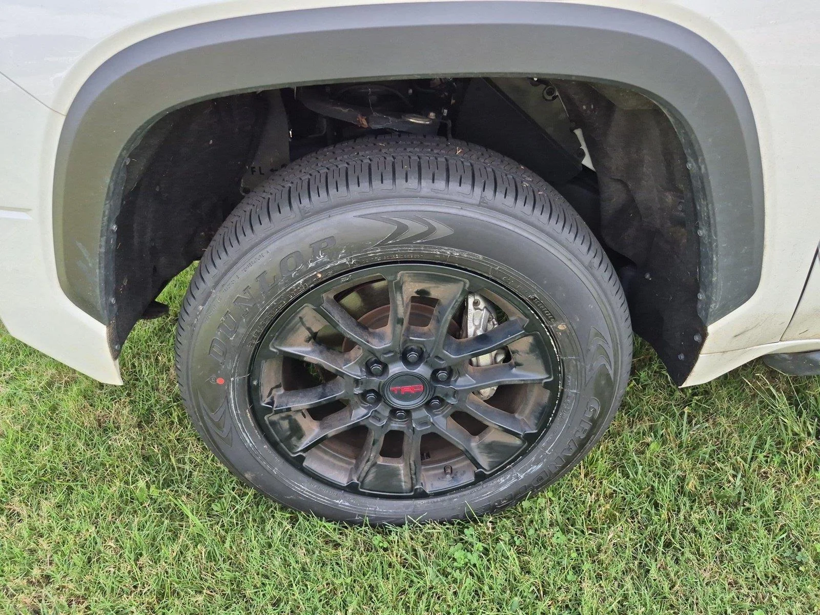 Used 2024 Ice Cap Toyota SR5 image 10