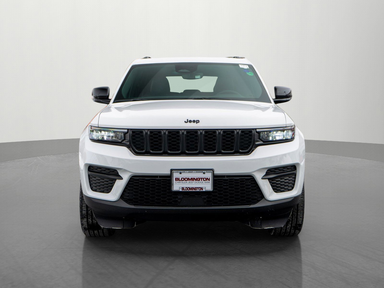 Used 2023 Jeep Grand Cherokee Altitude with VIN 1C4RJHAG1PC659857 for sale in Minneapolis, Minnesota