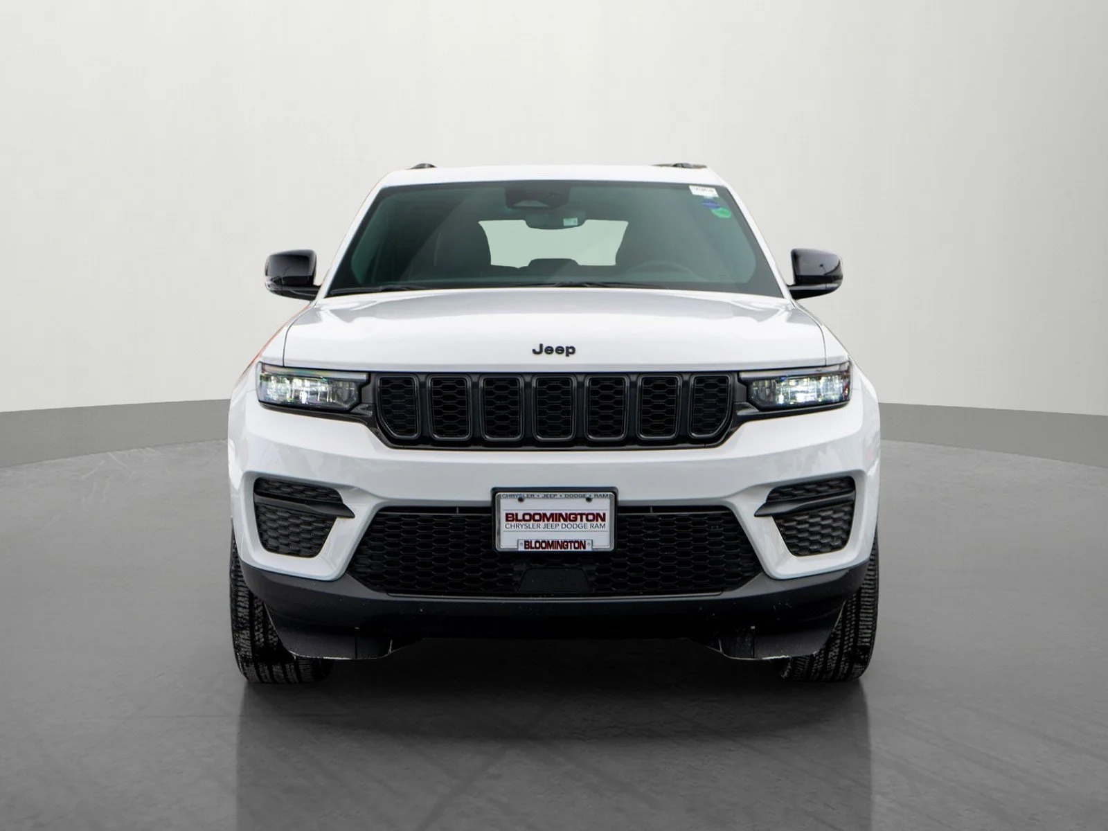 Used 2023 Jeep Grand Cherokee Altitude with VIN 1C4RJHAG1PC659857 for sale in Minneapolis, Minnesota