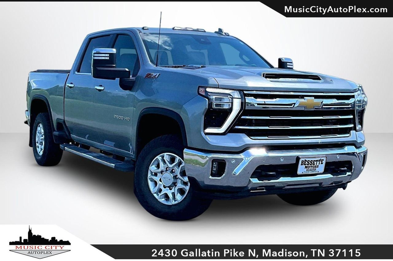 2024 Chevrolet Silverado HD LTZ 4WD Crew Cab Standard Box's photo