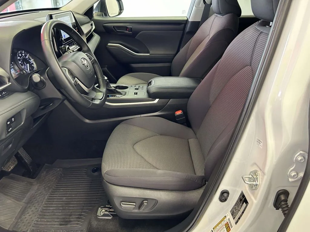 Used 2025 Beige Toyota LE image 15