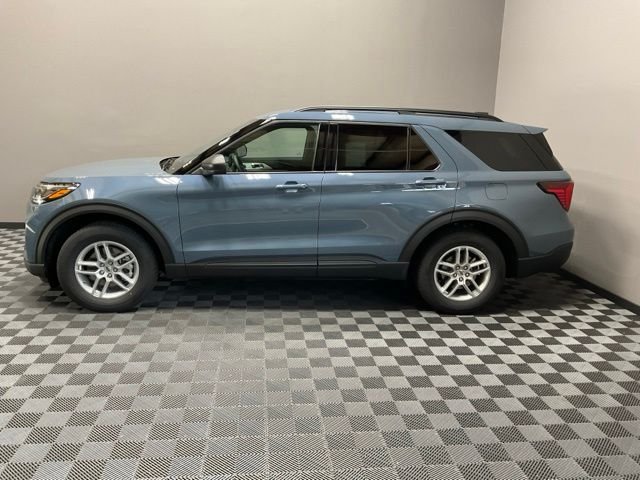 New 2027 Vapor Blue Metallic Ford Active image 6