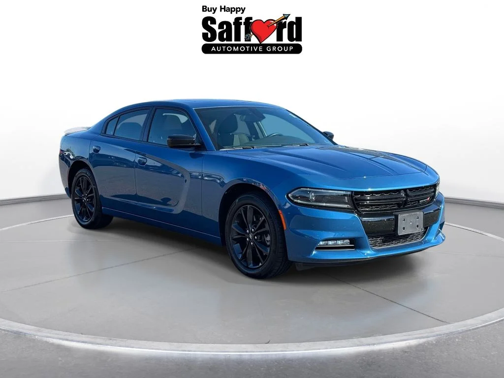 Used 2022  Dodge SXT image 10