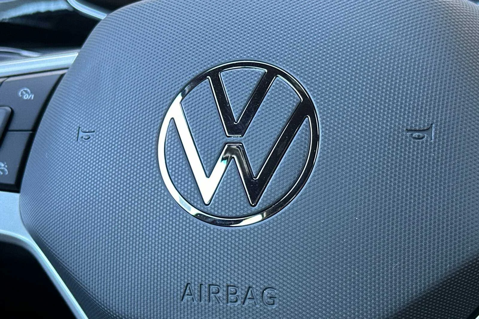 2026 Volkswagen Jetta Sport - Photo 24