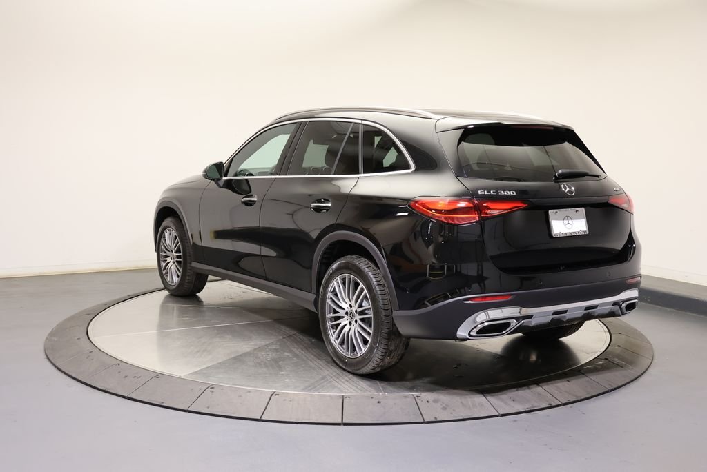 Used 2026 Black Mercedes-Benz GLC 300 image 5