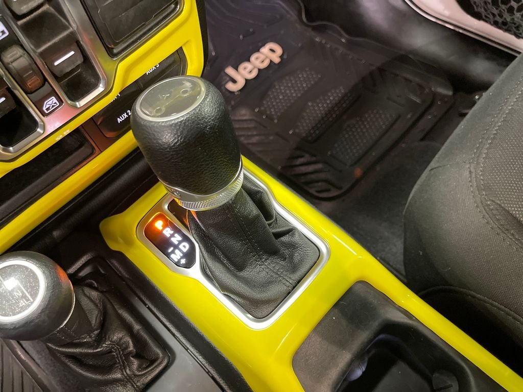 Used 2020 White Jeep Unlimited Sport S image 23