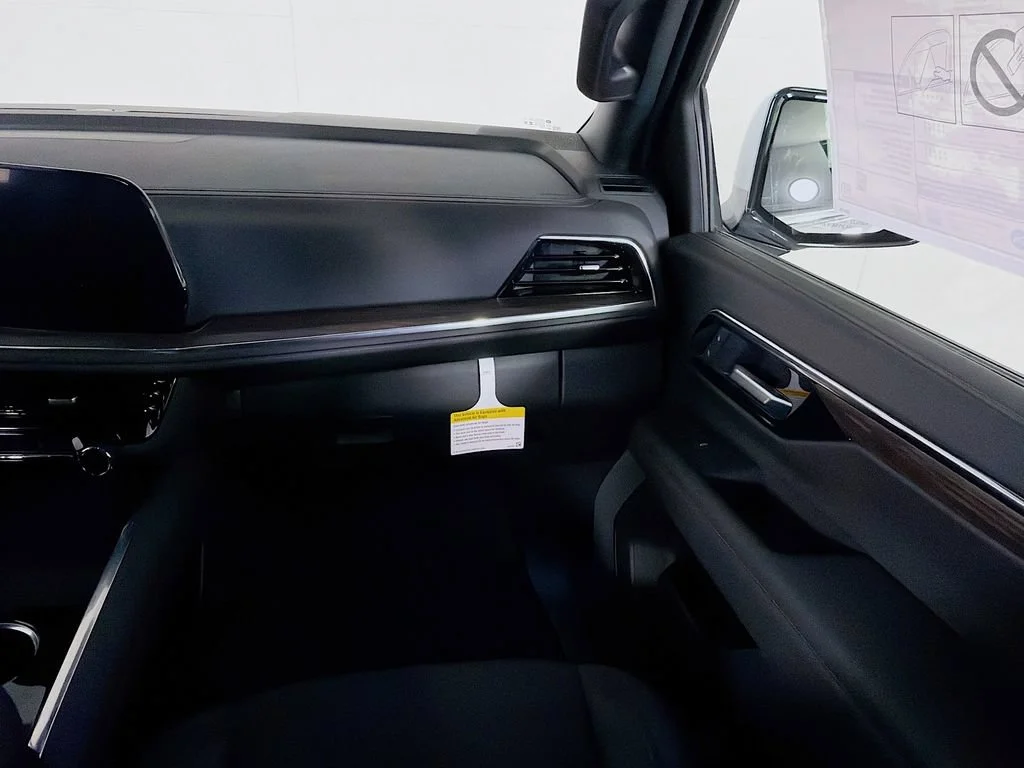 2026 Chevrolet Tahoe LS - Photo 19
