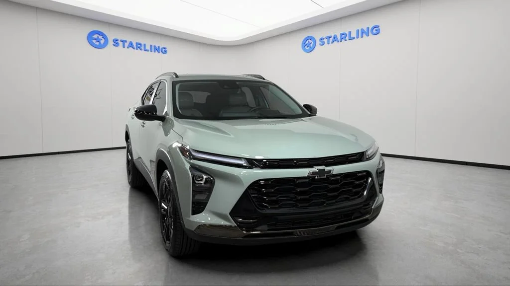 Used 2025 Cacti Green Chevrolet ACTIV image 14