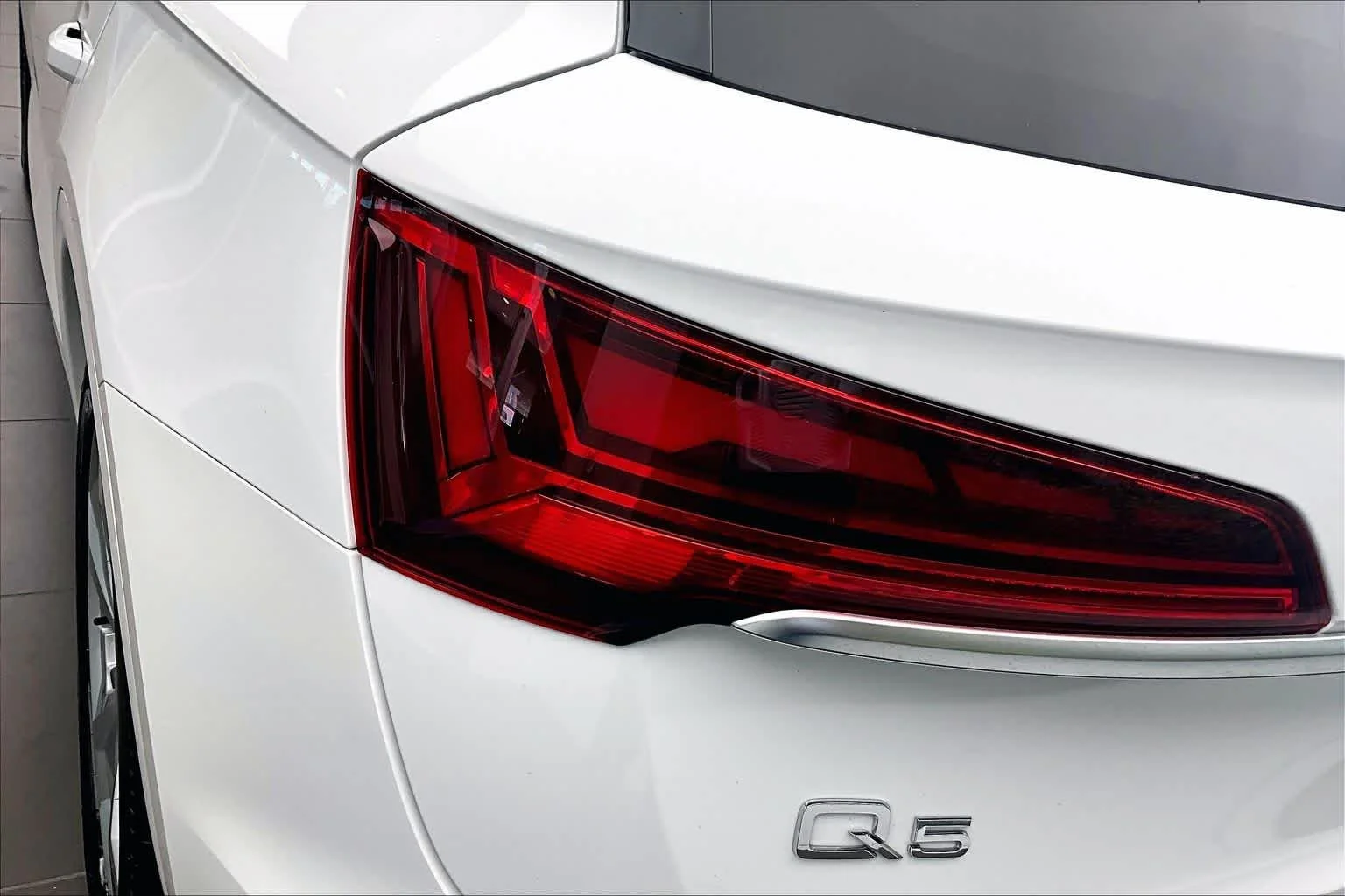 Used 2023 Ibis White Audi S line Premium Plus image 29