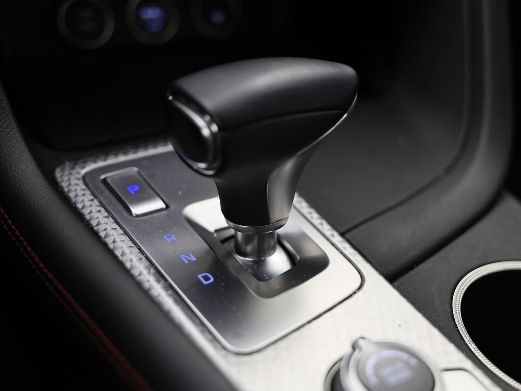 Used 2023 White Genesis 2.0T image 39