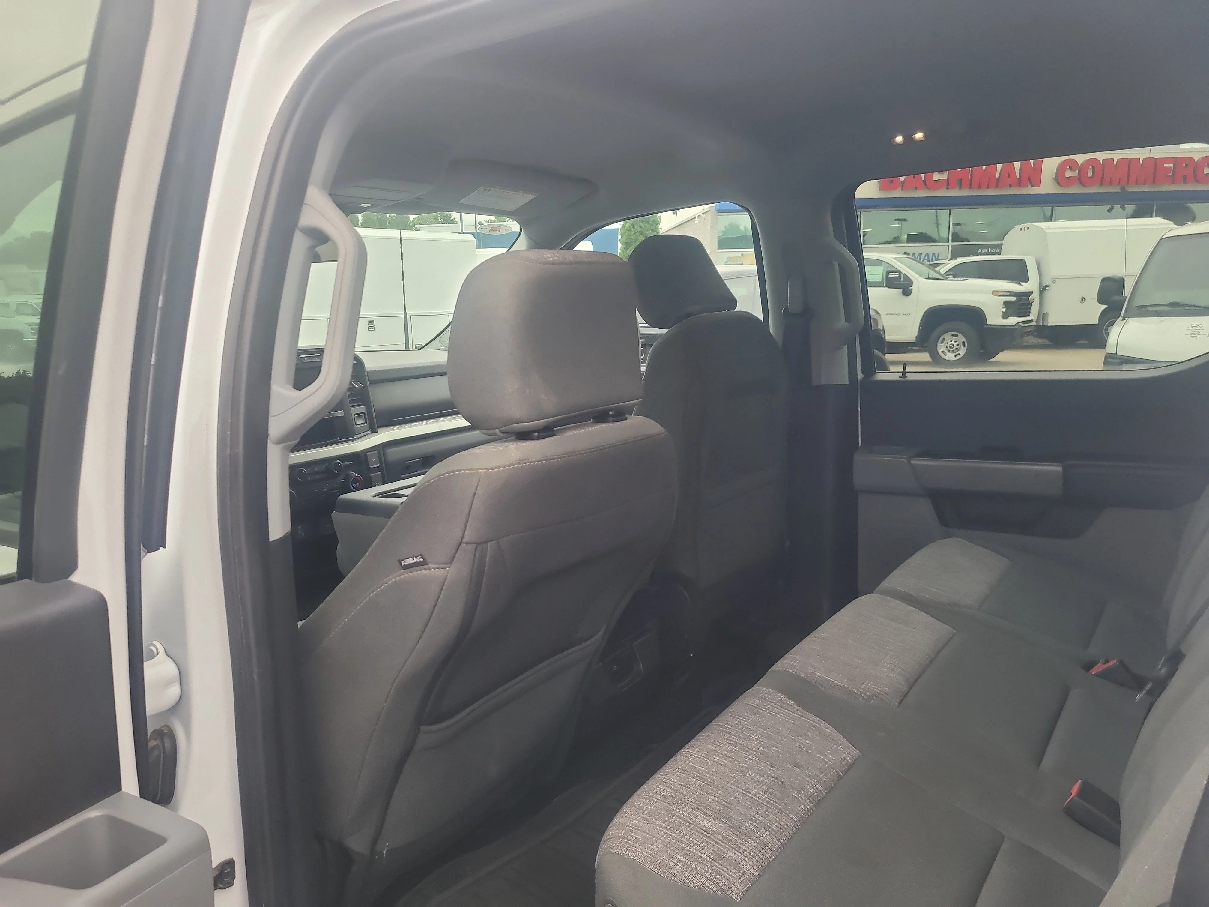 Used 2024 Oxford White Ford XLT image 18