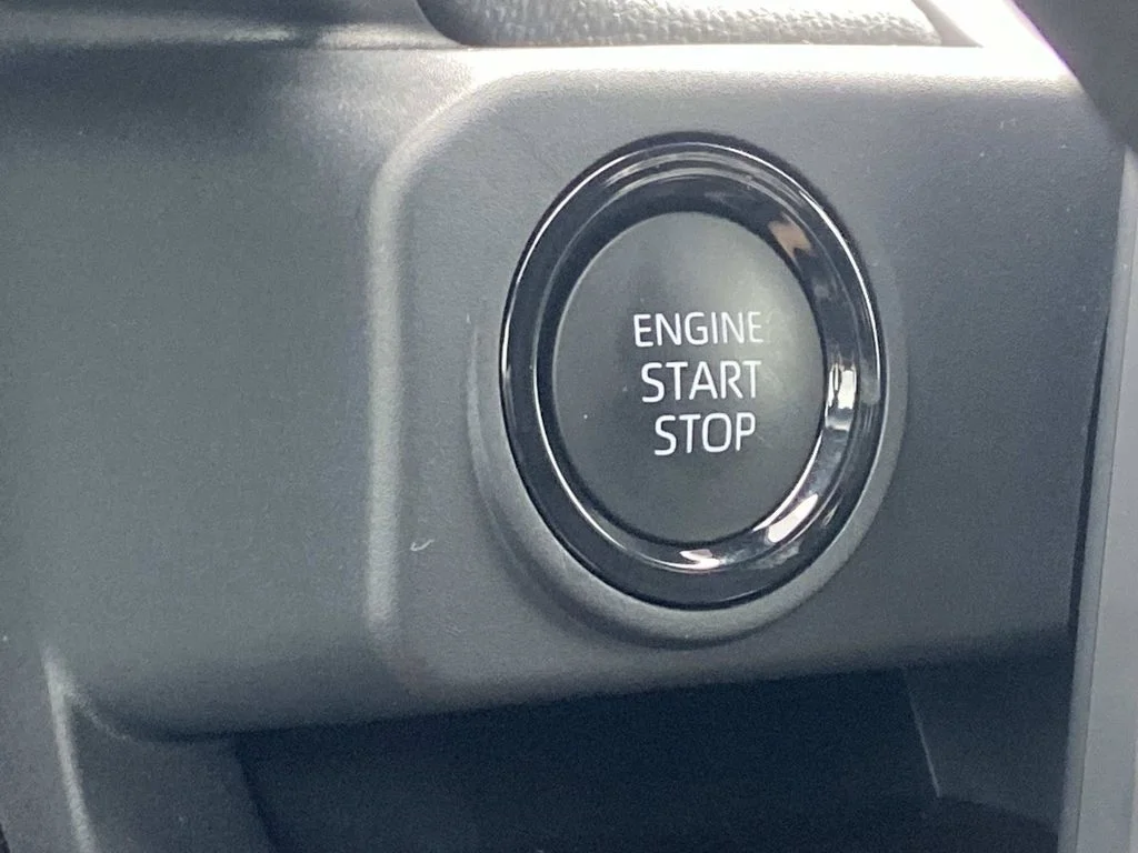 Used 2025 Red Toyota SR5 image 31