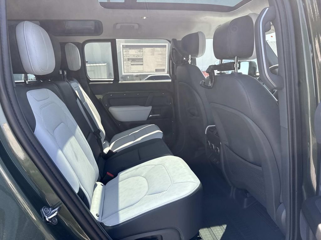 New 2026 Woolstone Green Land Rover X image 14
