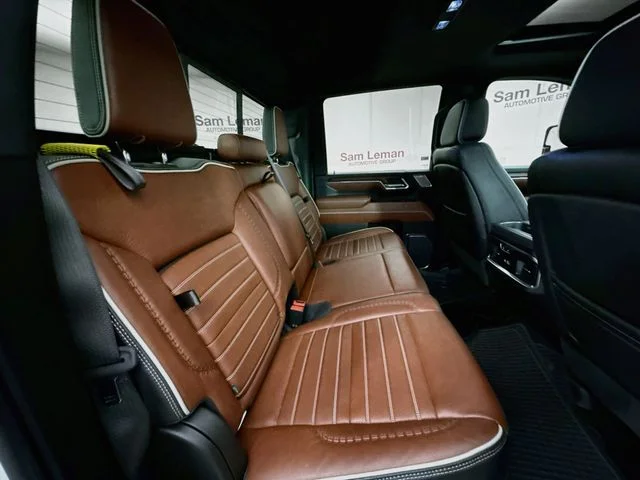 Used 2024 White GMC Denali Ultimate image 30