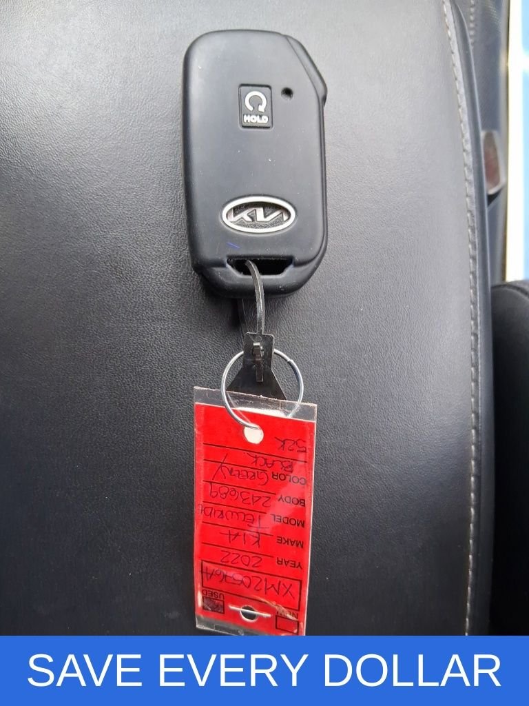 Used 2022 Green Kia EX image 23
