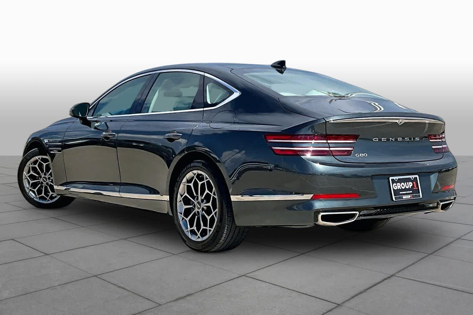 Used 2021 Black Forest Green Genesis 2.5T image 12