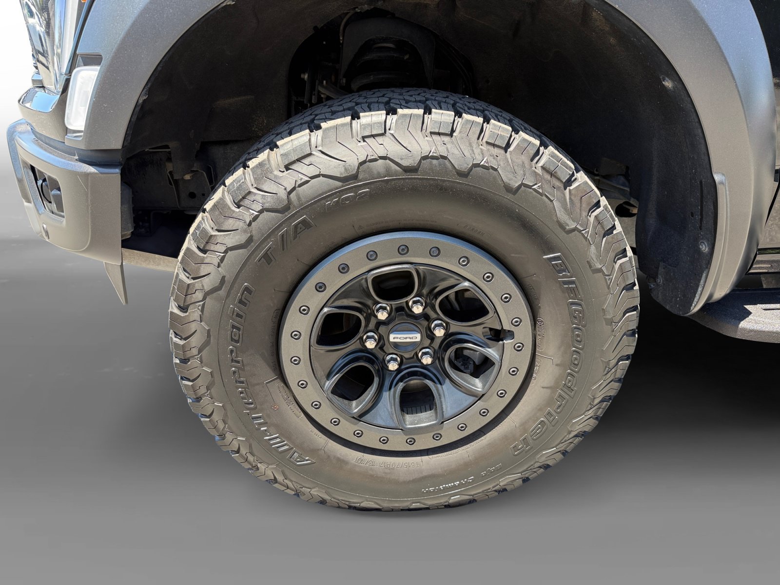 Used 2023 Black Metallic Ford Raptor image 9