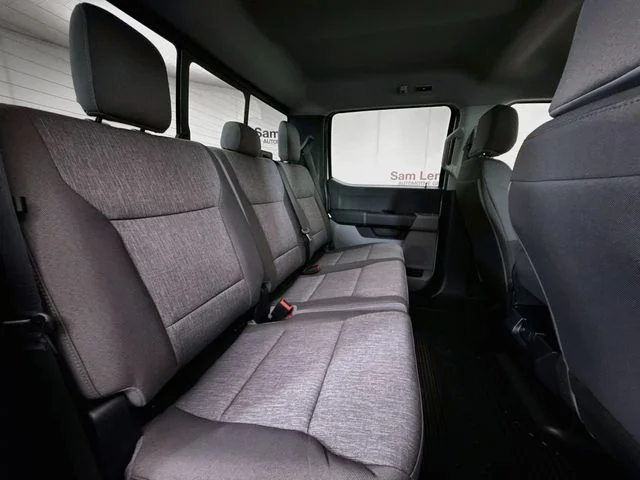 New 2026 Oxford White Ford F-350® XL image 25
